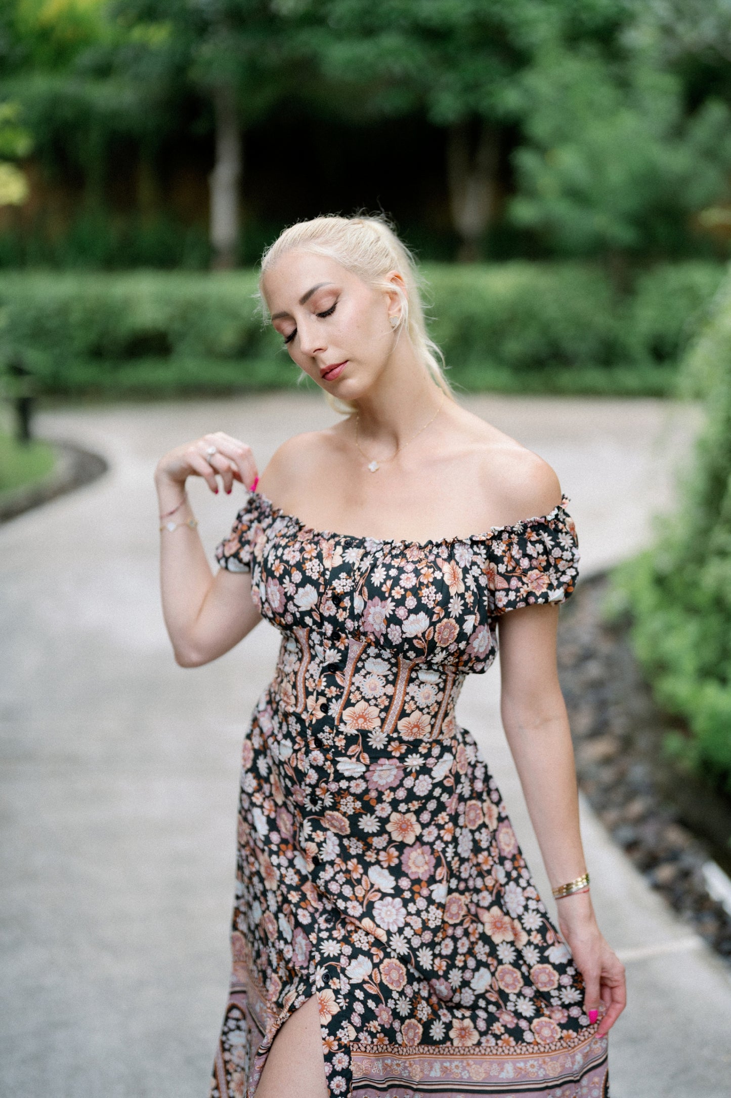 Sabrina Ruha - Amber Dusk