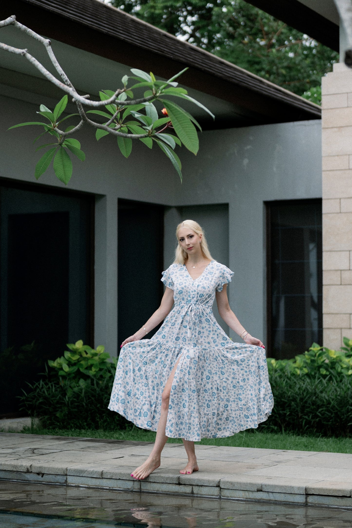 Caroline Hosszú Ruha - Blue Serenity