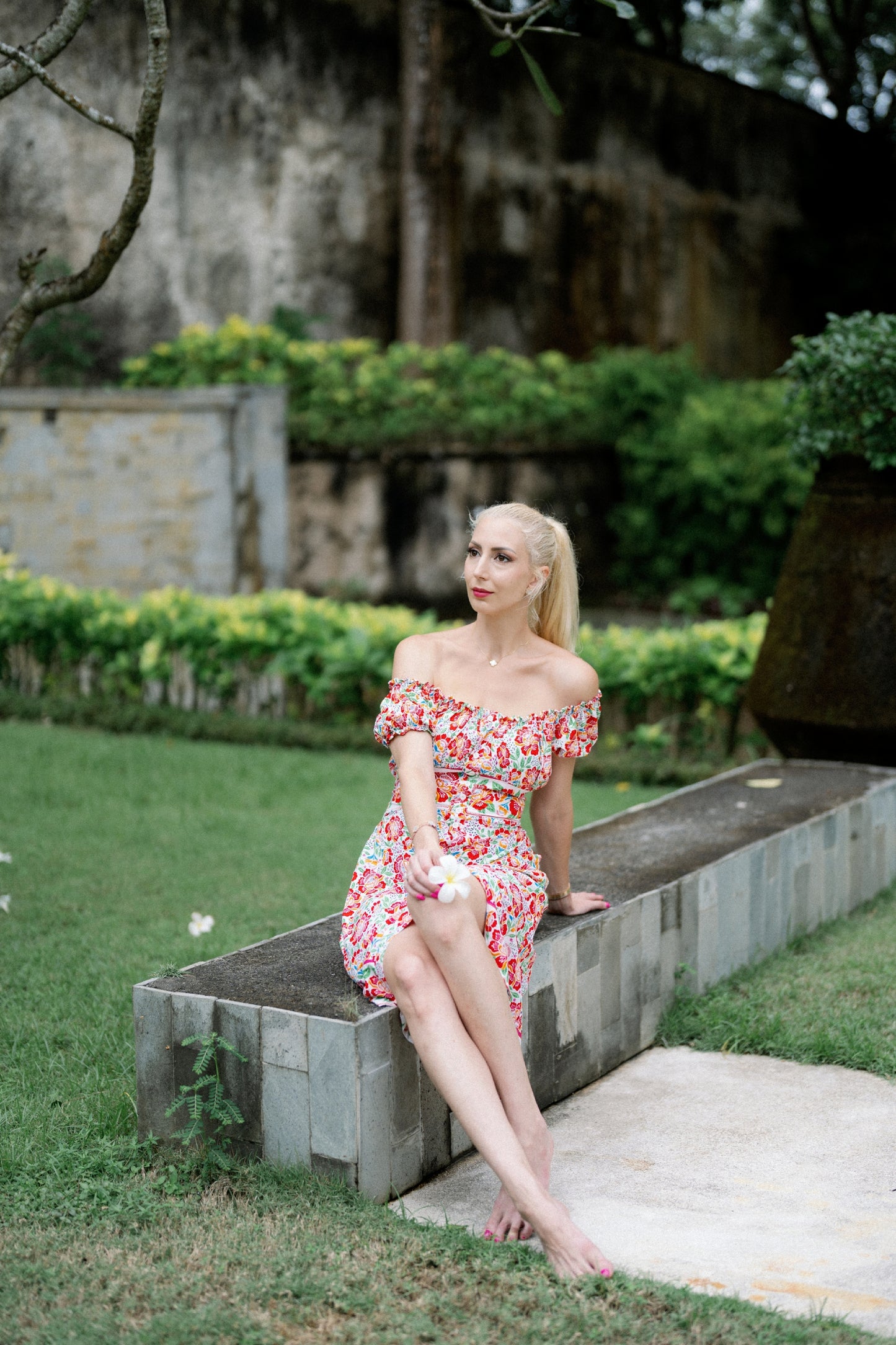 Sabrina Ruha - Floral Kiss