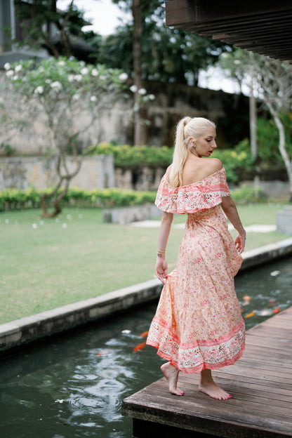 Sabrina Hosszú Ruha - Peach Blossom