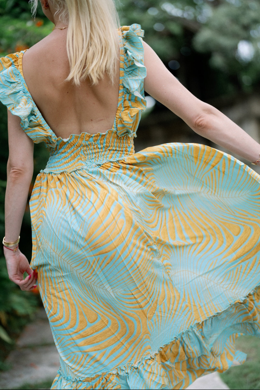 Dafina Hosszú Ruha - Azure Glow